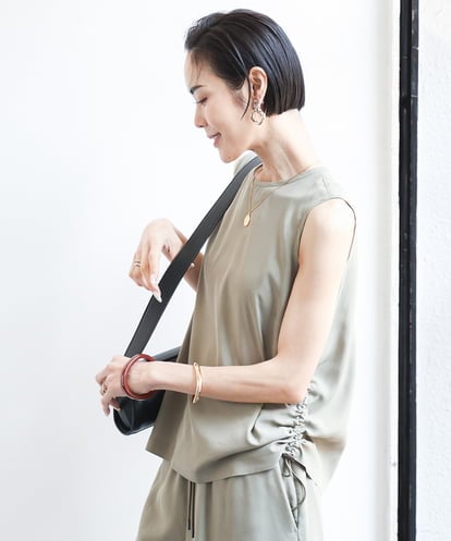 FMBGA09210 MICHEL KLEIN [セットアップ対応]サイドドロストノースリーブブラウス