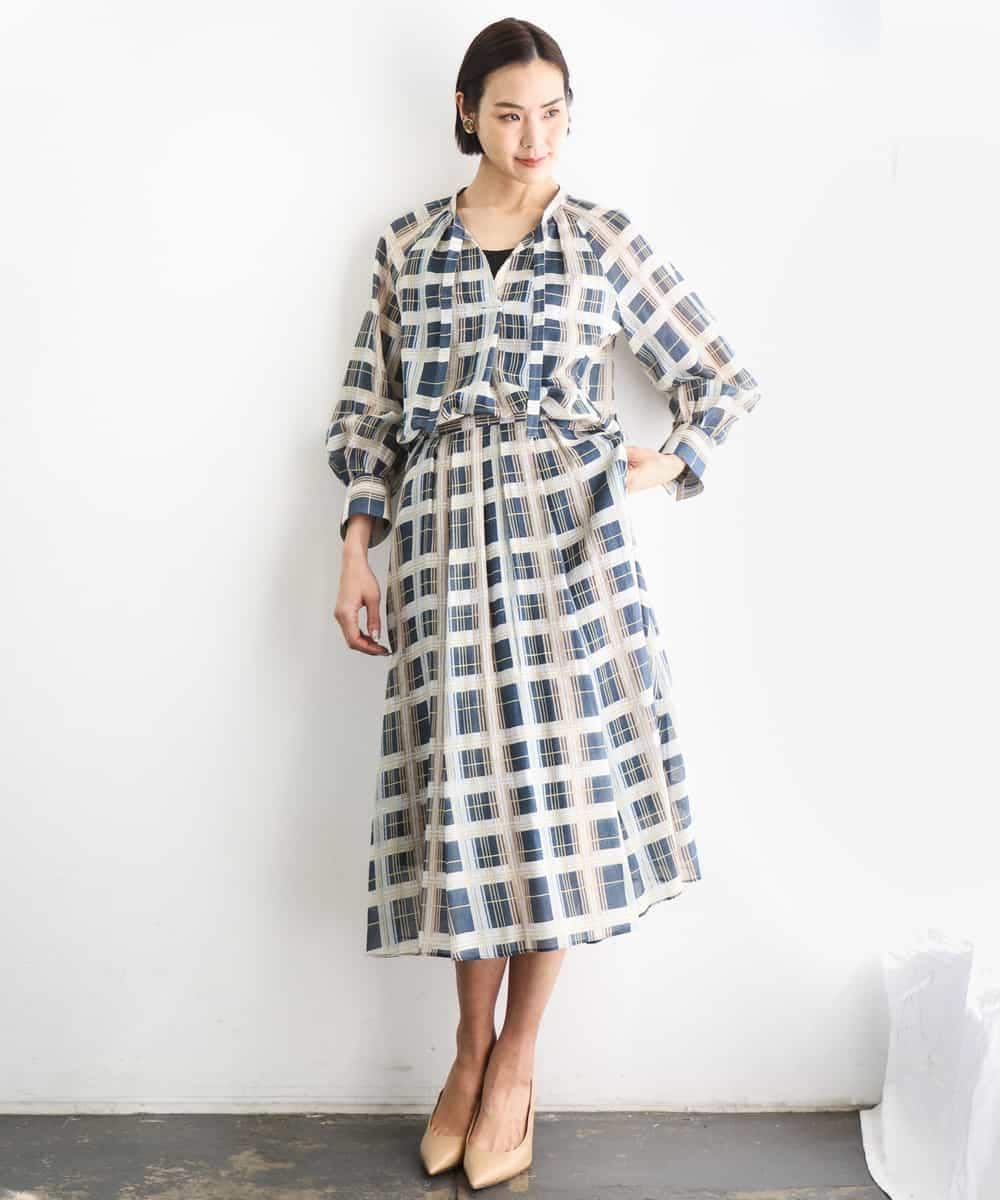 FMBGD10390 MICHEL KLEIN(ミッシェルクラン) [セットアップ対応]チェック柄細めリボンスキッパーブラウス アイボリー