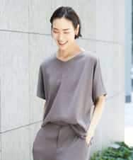 FMBHD02170 MICHEL KLEIN(ミッシェルクラン) [セットアップ対応]Vネックサテンオーバーブラウス ベージュ