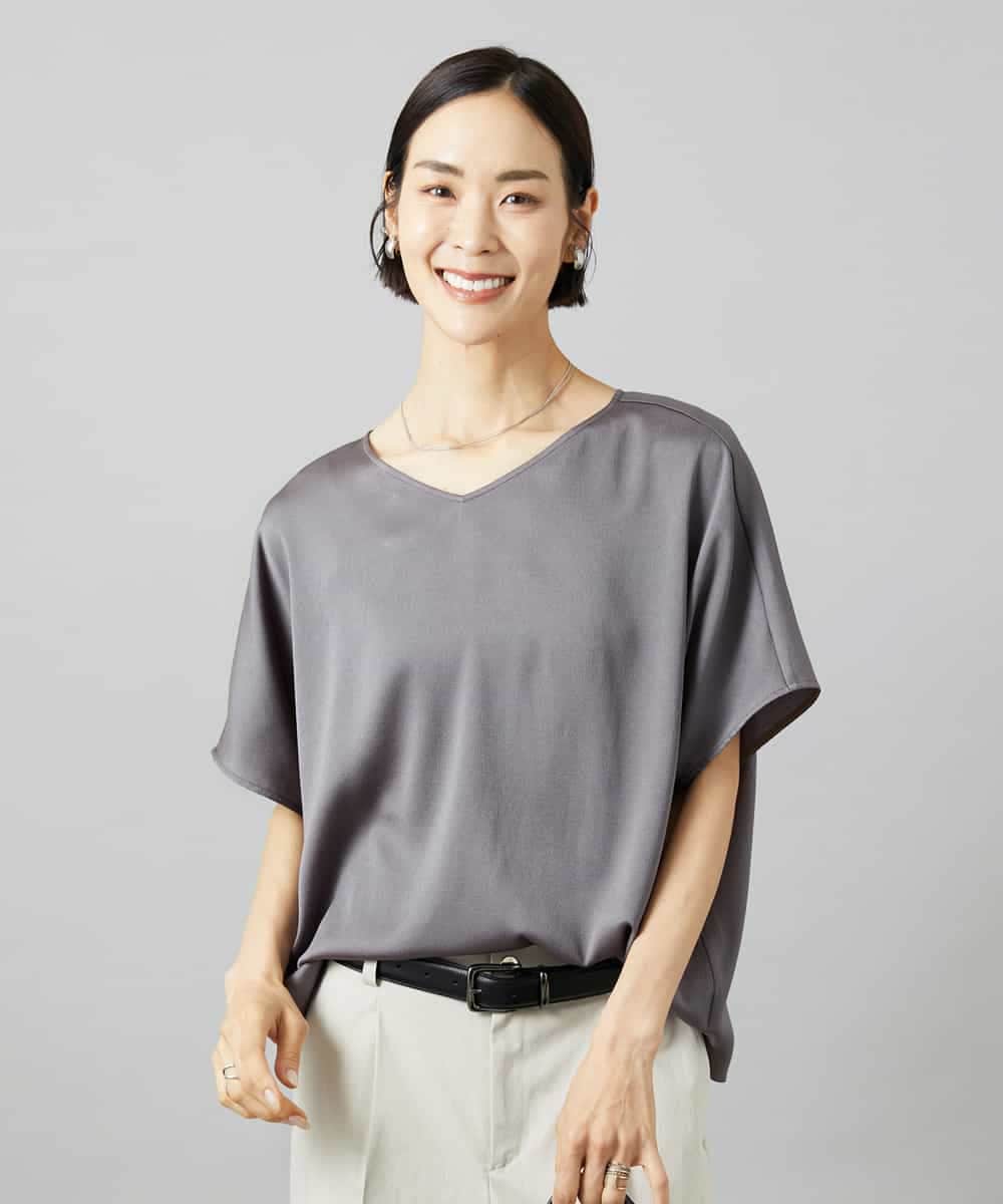 FMBHD02170 MICHEL KLEIN(ミッシェルクラン) [セットアップ対応]Vネックサテンオーバーブラウス ベージュ