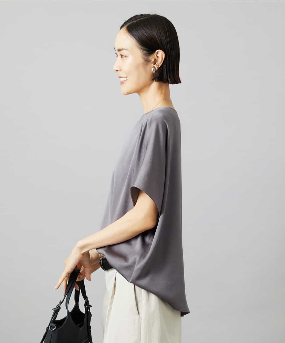FMBHD02170 MICHEL KLEIN(ミッシェルクラン) [セットアップ対応]Vネックサテンオーバーブラウス ベージュ