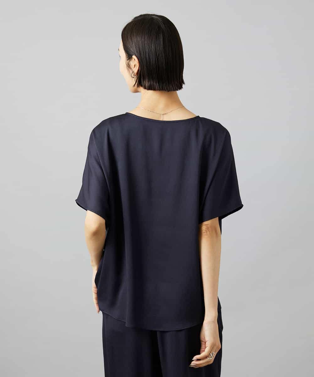 FMBHD02170 MICHEL KLEIN(ミッシェルクラン) [セットアップ対応]Vネックサテンオーバーブラウス ベージュ