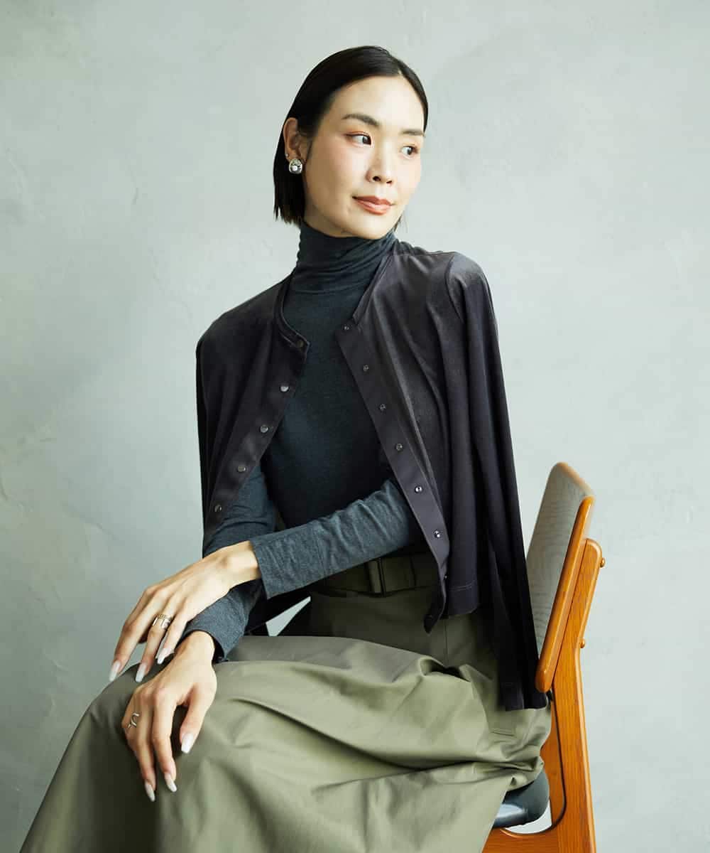 FMCAD16200 MICHEL KLEIN(ミッシェルクラン) シアーベロアクルーネックカーディガン ダークグレー