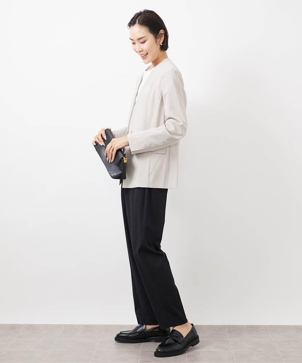FMDDA04360 MICHEL KLEIN(ミッシェルクラン) ［セットアップ対応］ツイルノーカラージャケット(多機能素材) ライトグレー