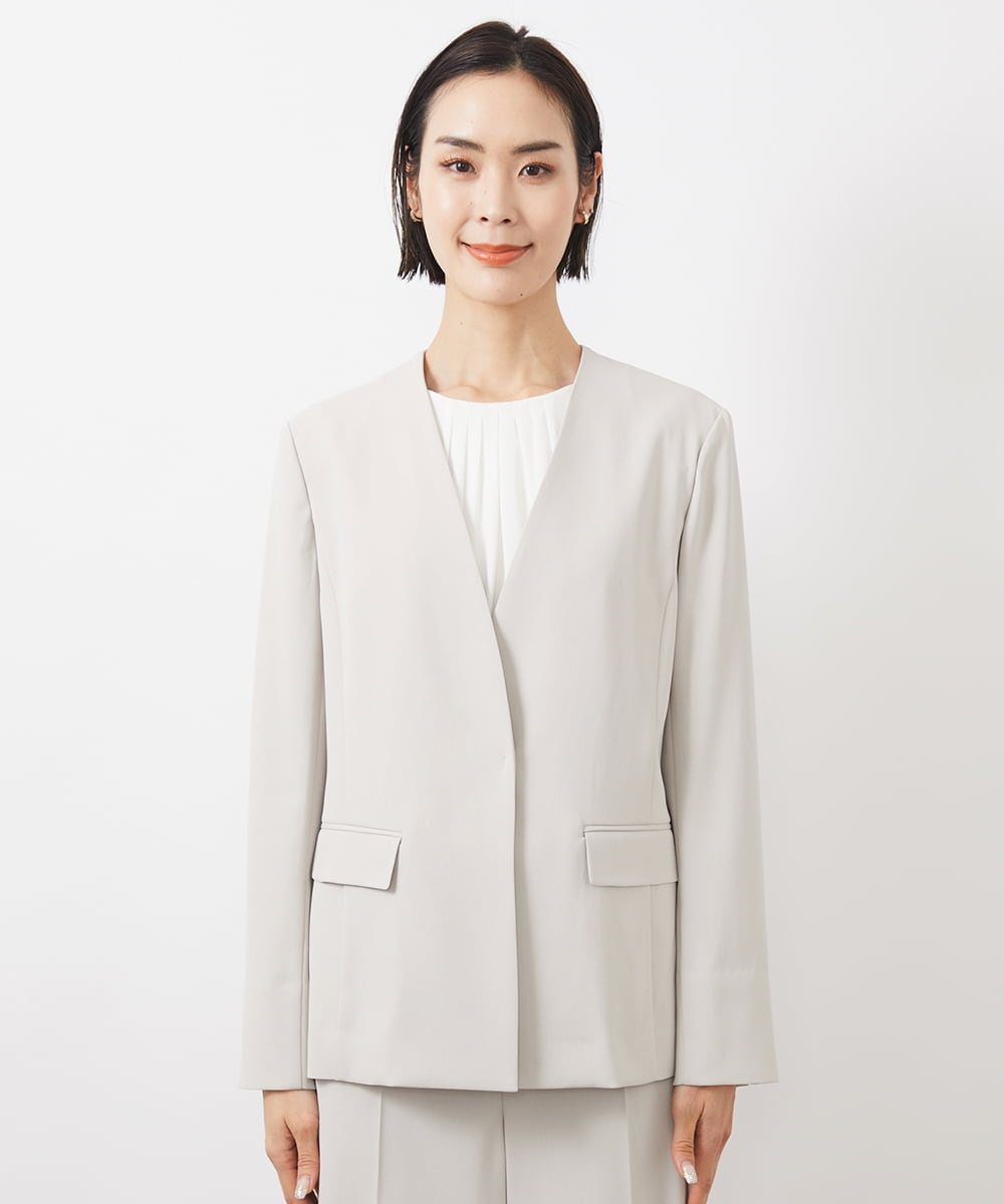 FMDDA04360 MICHEL KLEIN(ミッシェルクラン) ［セットアップ対応］ツイルノーカラージャケット(多機能素材) ライトグレー