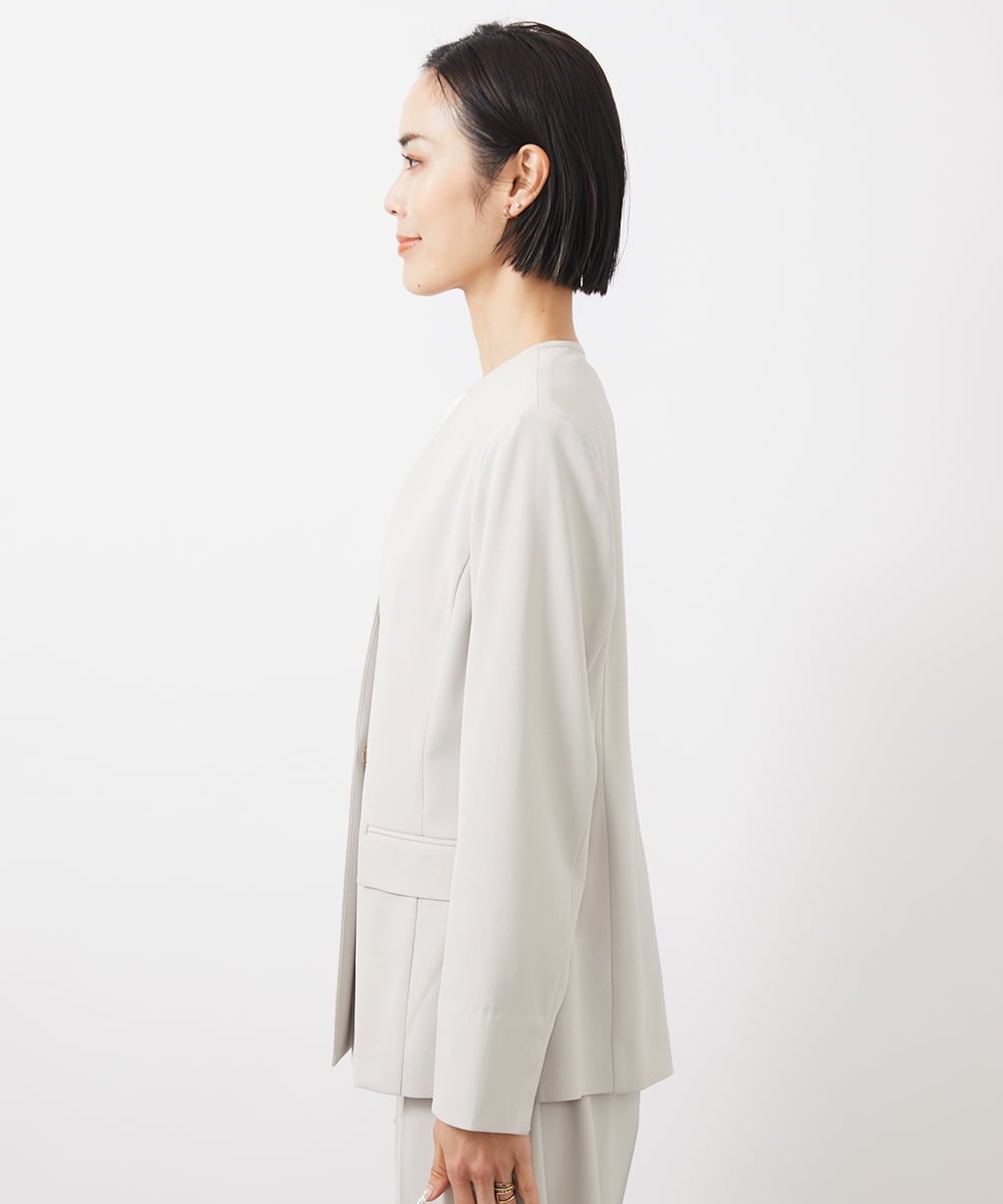 FMDDA04360 MICHEL KLEIN(ミッシェルクラン) ［セットアップ対応］ツイルノーカラージャケット(多機能素材) ライトグレー
