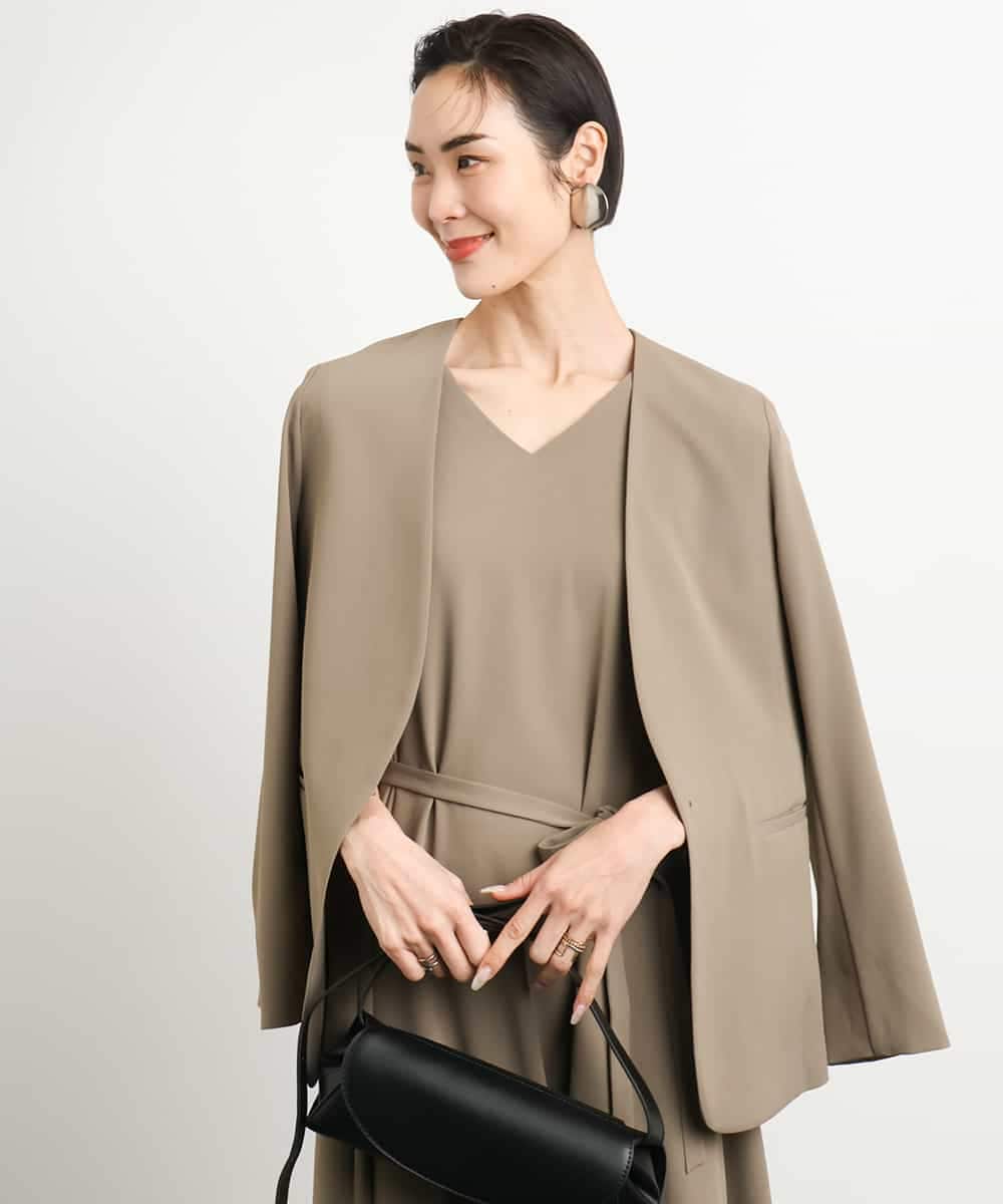 FMDGA12290 MICHEL KLEIN(ミッシェルクラン) [接触冷感]ノーカラージャケット(セットアップ対応) カーキ