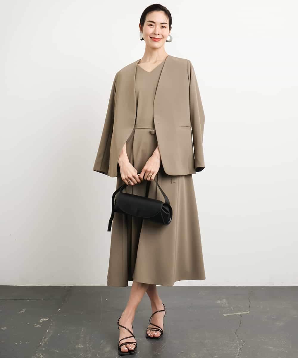 FMDGA12290 MICHEL KLEIN(ミッシェルクラン) [接触冷感]ノーカラージャケット(セットアップ対応) カーキ