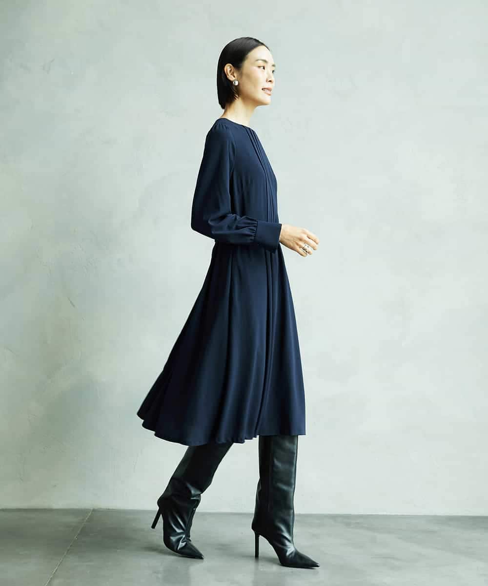 FMEAD06360 MICHEL KLEIN(ミッシェルクラン) ノーカラープリーツワンピース ネイビー