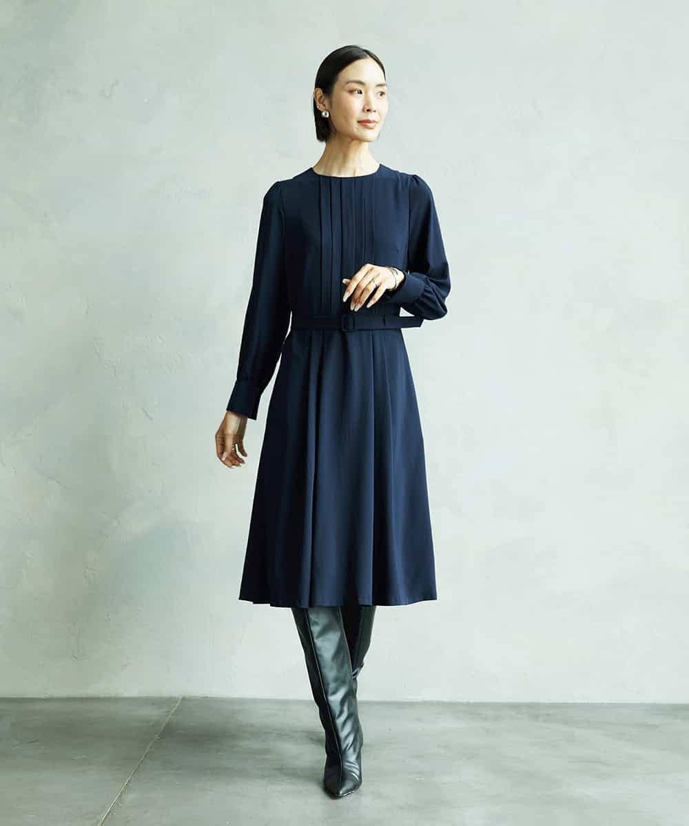 FMEAD06360 MICHEL KLEIN(ミッシェルクラン) ノーカラープリーツワンピース ネイビー