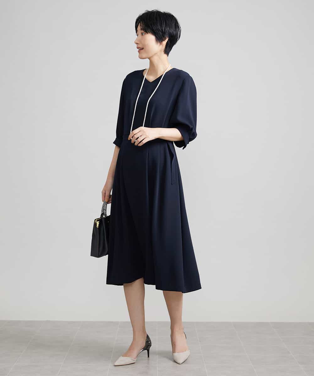 FMEAV22360 MICHEL KLEIN(ミッシェルクラン) Vネックベルト付きワンピース ネイビー(57)