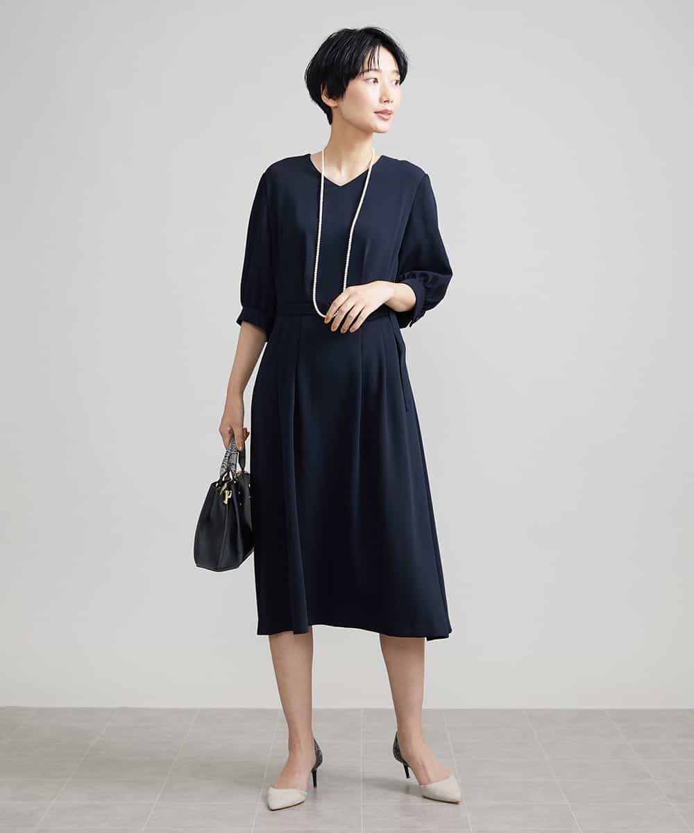 FMEAV22360 MICHEL KLEIN(ミッシェルクラン) Vネックベルト付きワンピース ブラック(94)