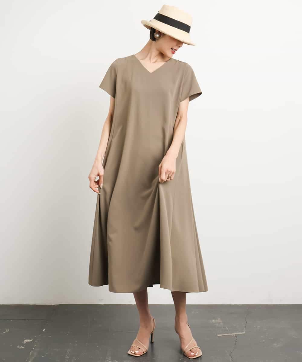 FMEGA12310 MICHEL KLEIN(ミッシェルクラン) [接触冷感]Vネックフレアワンピース(セットアップ対応) カーキ