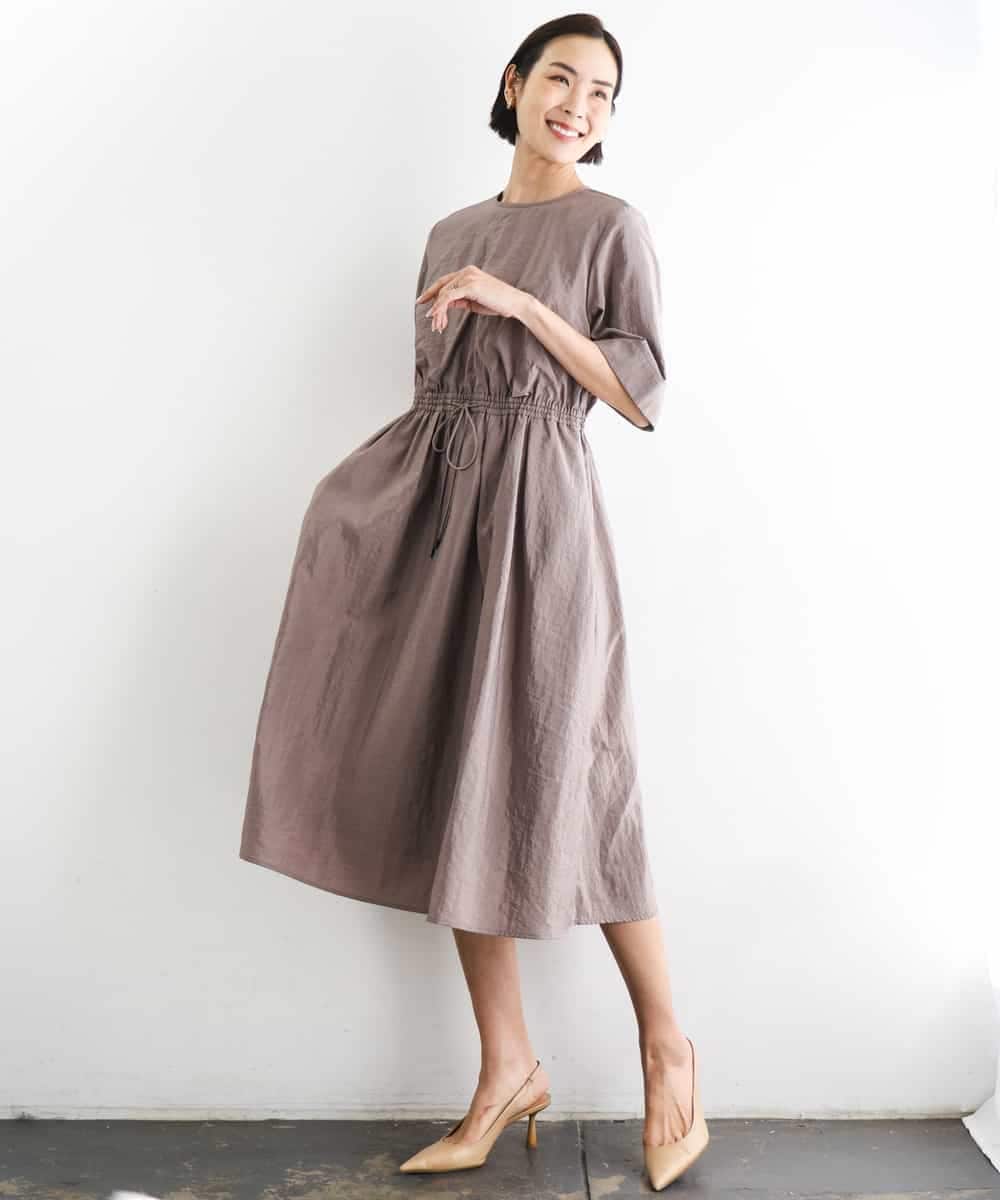 FMEGD07390 MICHEL KLEIN(ミッシェルクラン) ナイロンクロス ギャザーワンピース ブラウン