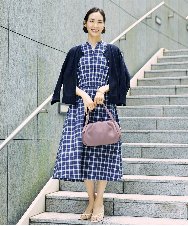 FMEID01370 MICHEL KLEIN(ミッシェルクラン) Vネックフレアワンピース ネイビー