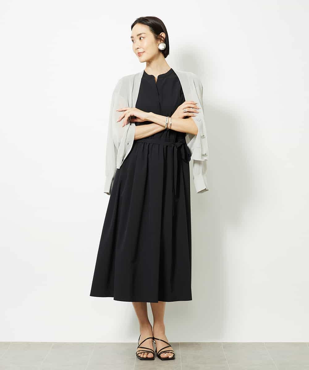 FMEJA02270 MICHEL KLEIN(ミッシェルクラン) キーネックギャザーワンピース ブラック