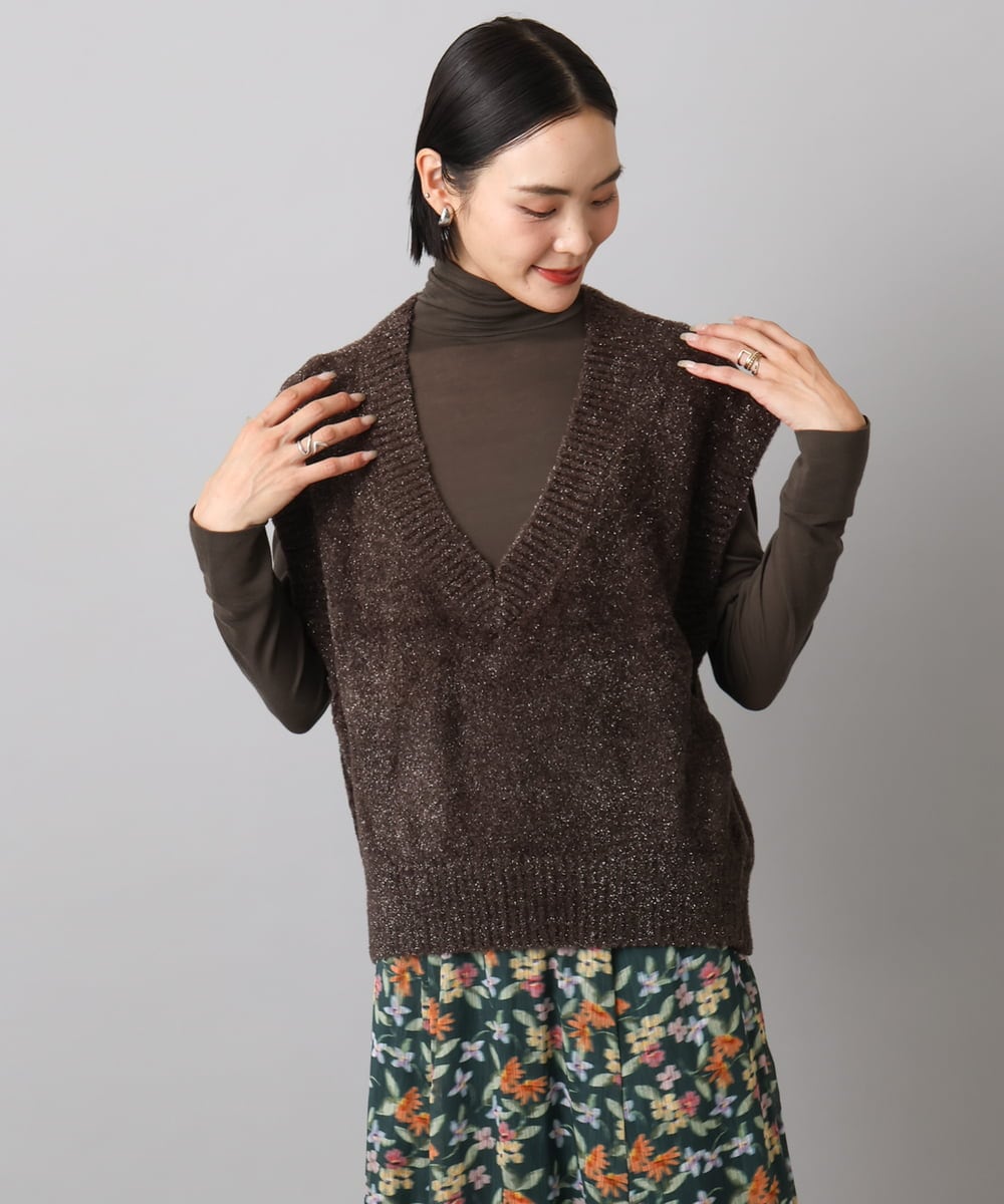 FMFAD16190 MICHEL KLEIN(ミッシェルクラン) フェザータッチVネックベスト ブラウン