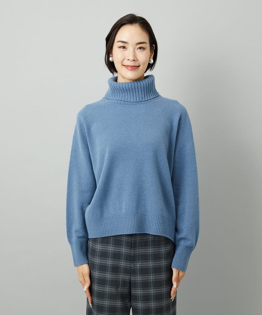 FMFAD28230 MICHEL KLEIN(ミッシェルクラン) [定番人気]ハイネックニット ブルー