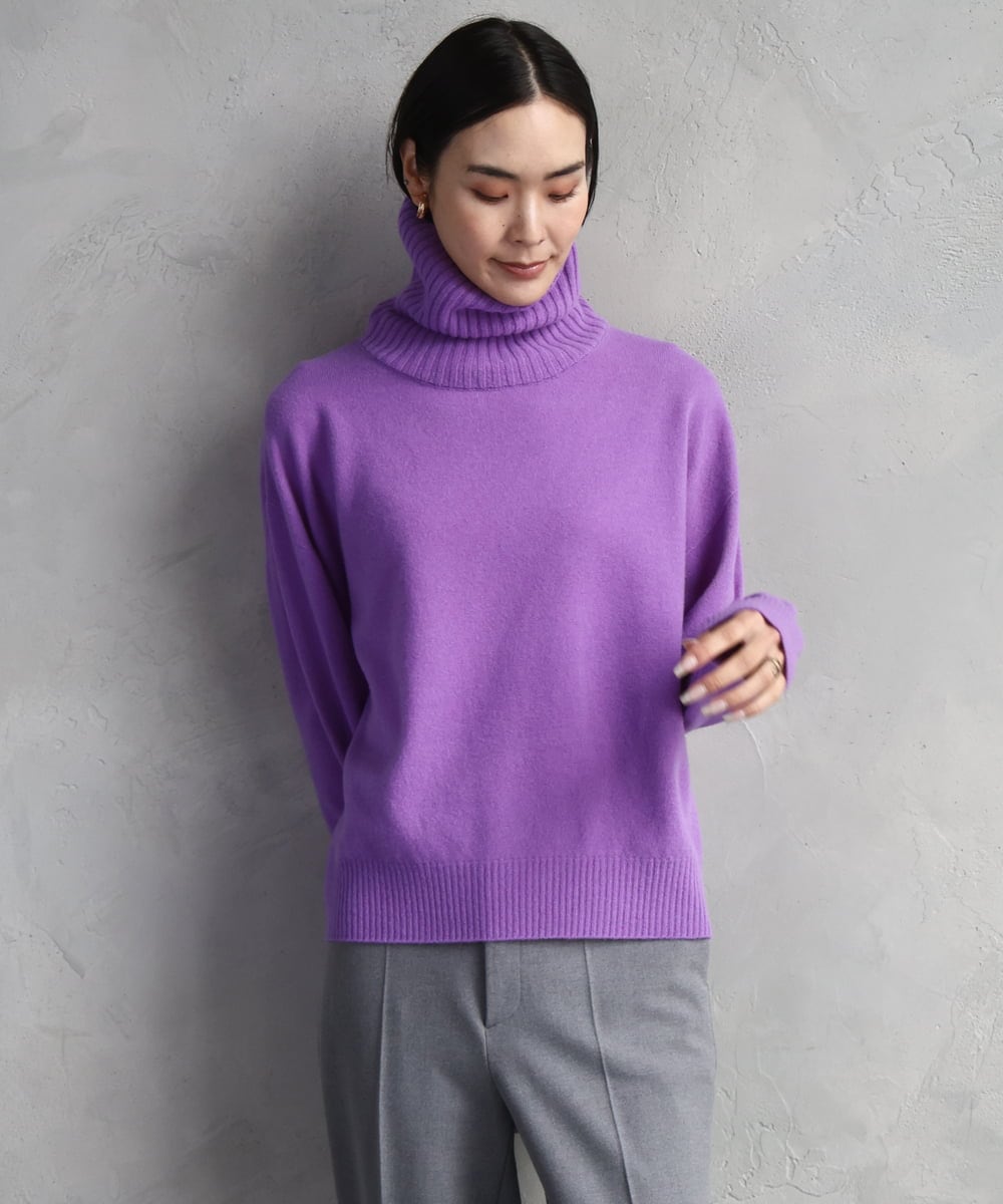 FMFAD28230 MICHEL KLEIN(ミッシェルクラン) [定番人気]ハイネックニット ブルー