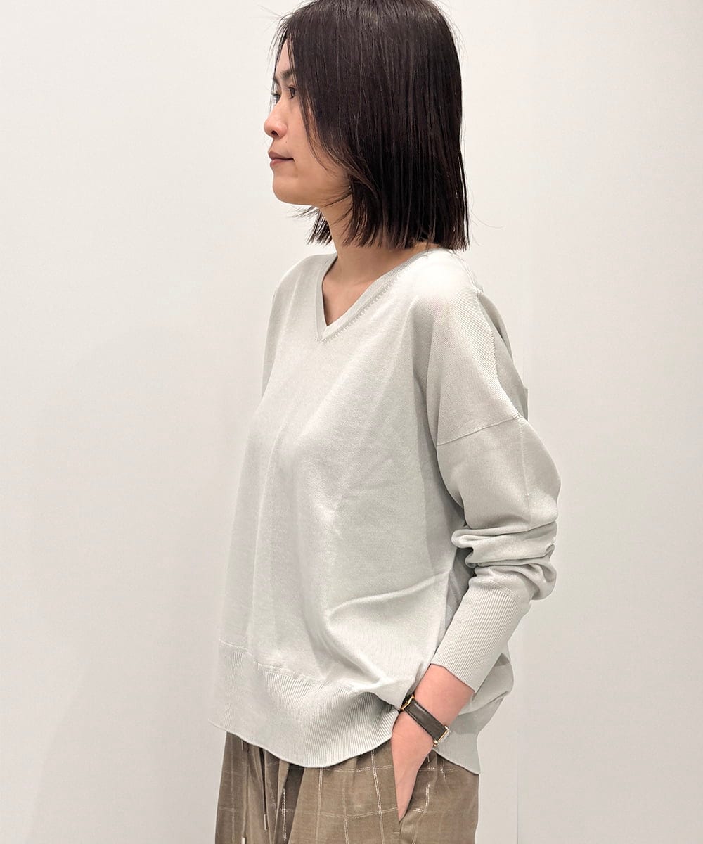 FMFAG31190 MICHEL KLEIN(ミッシェルクラン) ホールガーメント(R)Vネックニットプルオーバー ライトグレー