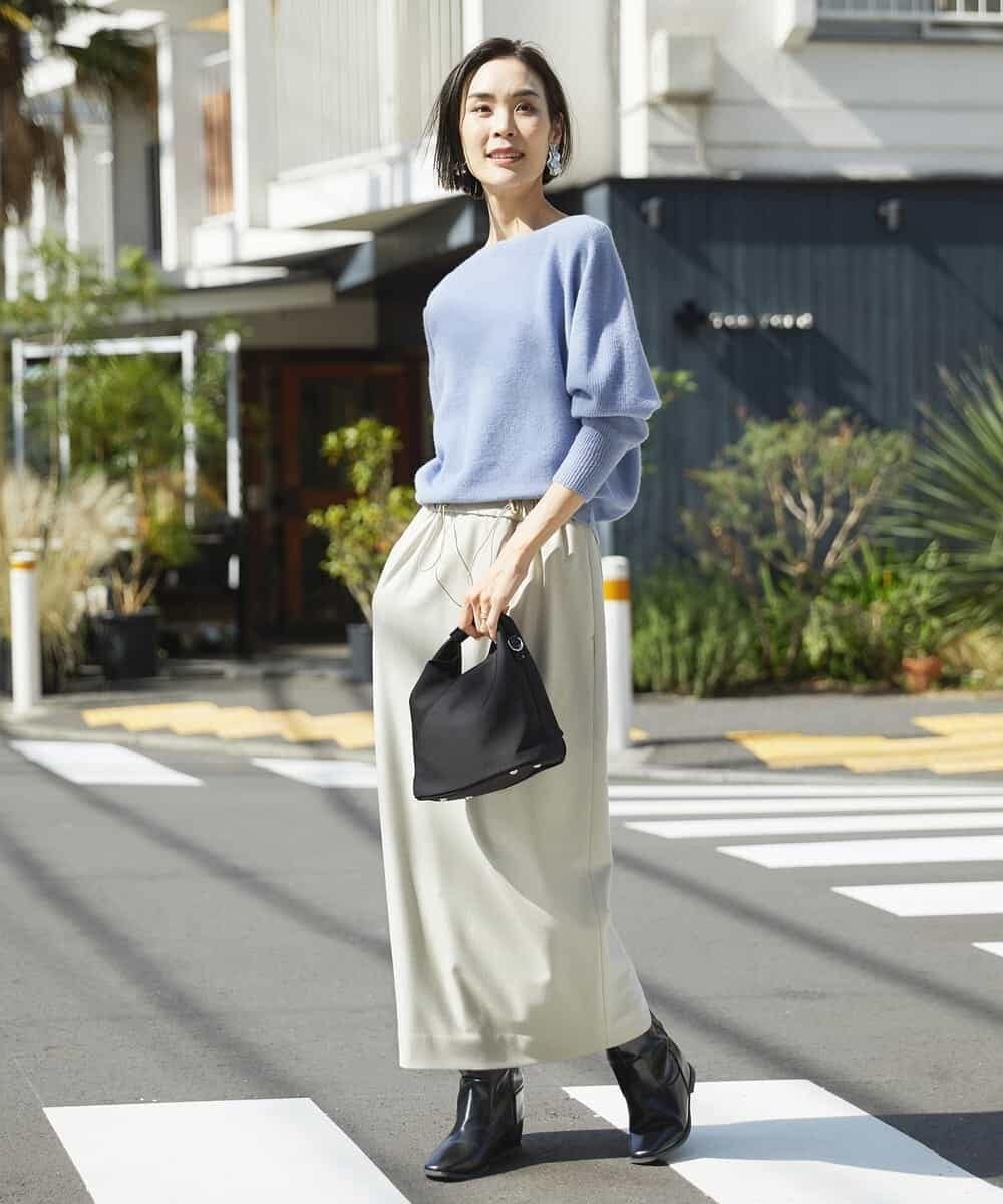 FMFAV40190 MICHEL KLEIN(ミッシェルクラン) ホールガーメント(R)ドルマンスリーブニット ブルー(55)