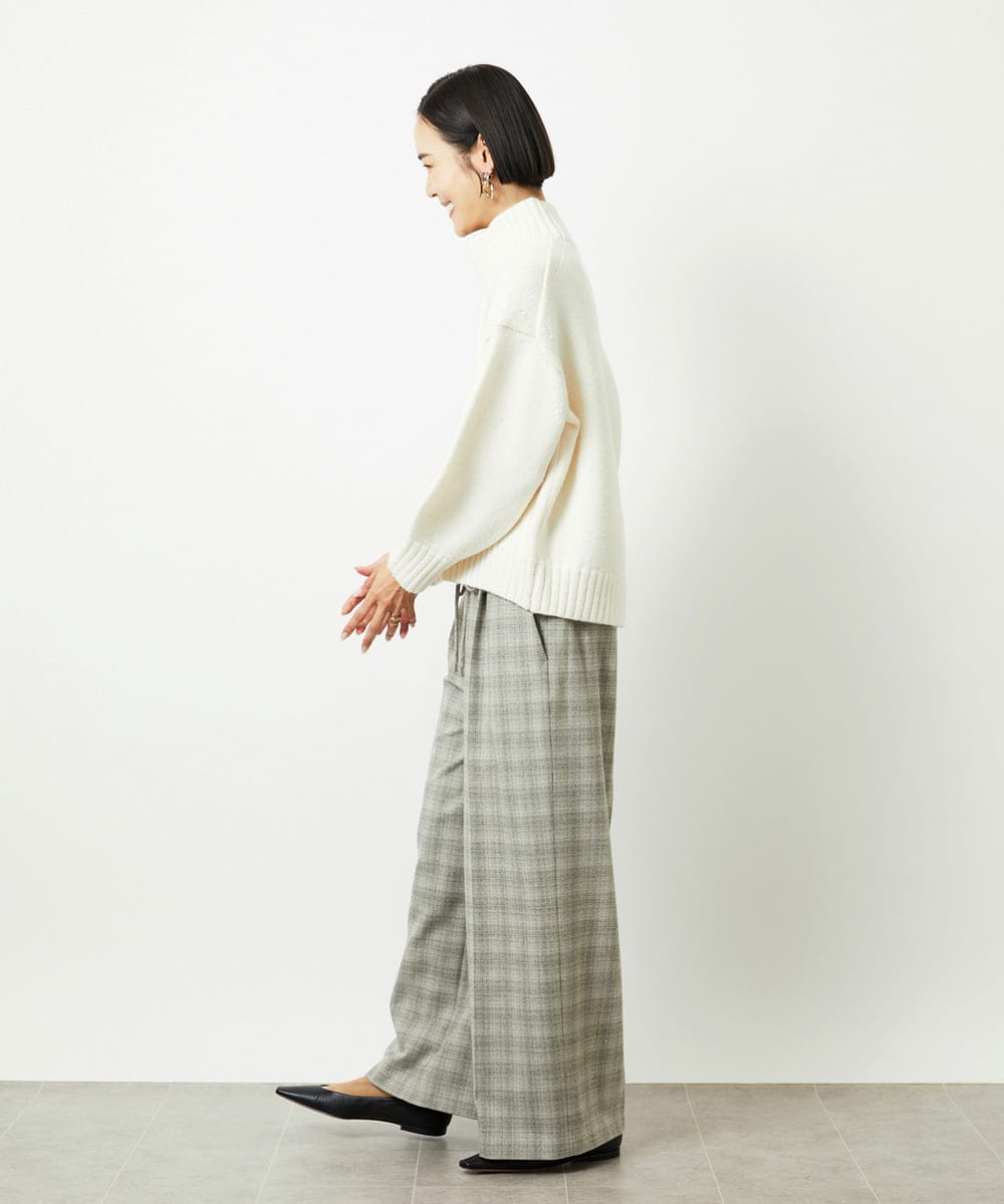 FMFBD31230 MICHEL KLEIN(ミッシェルクラン) ビーズハイネックニット ライトグレー