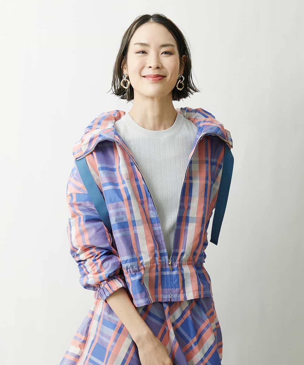 FMFDS11230 MICHEL KLEIN(ミッシェルクラン) [インナーにおすすめ]クルーネックラメリブニット シルバー