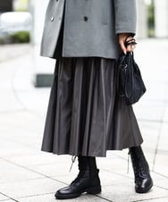 FMHAA10230 MICHEL KLEIN(ミッシェルクラン) マイクロタフタレザーライクスカート モカ
