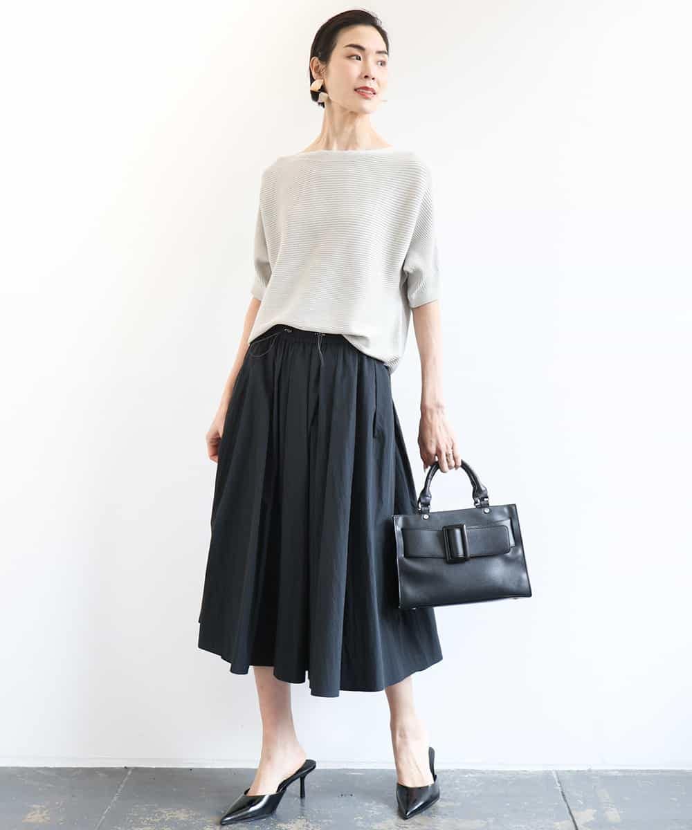 FMHGB07230 MICHEL KLEIN(ミッシェルクラン) [ドライタッチ]スピンドルギャザースカート 無地(セットアップ対応) カーキ