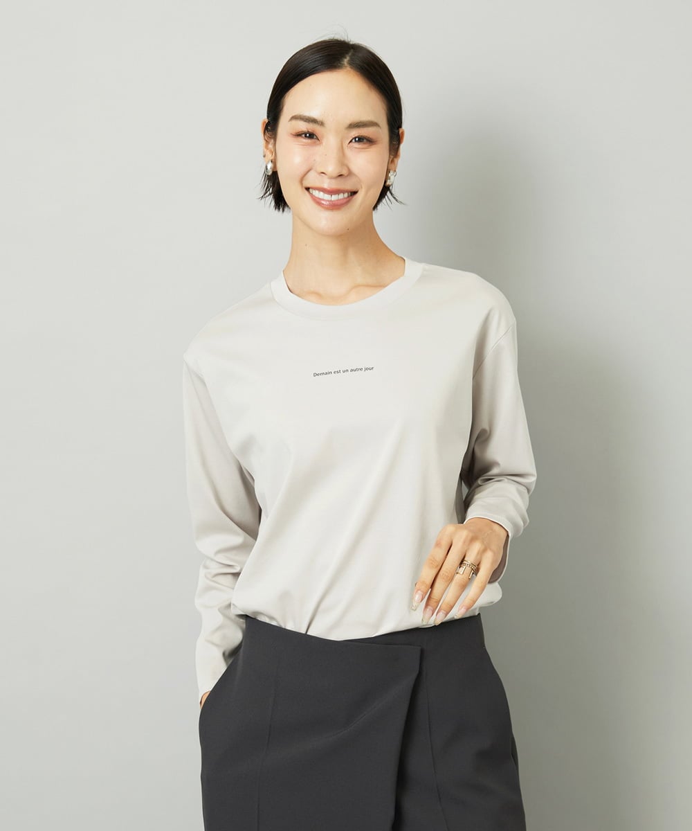 FMKAD21150 MICHEL KLEIN(ミッシェルクラン) ミニマルロゴ ロングスリーブTシャツ ホワイト