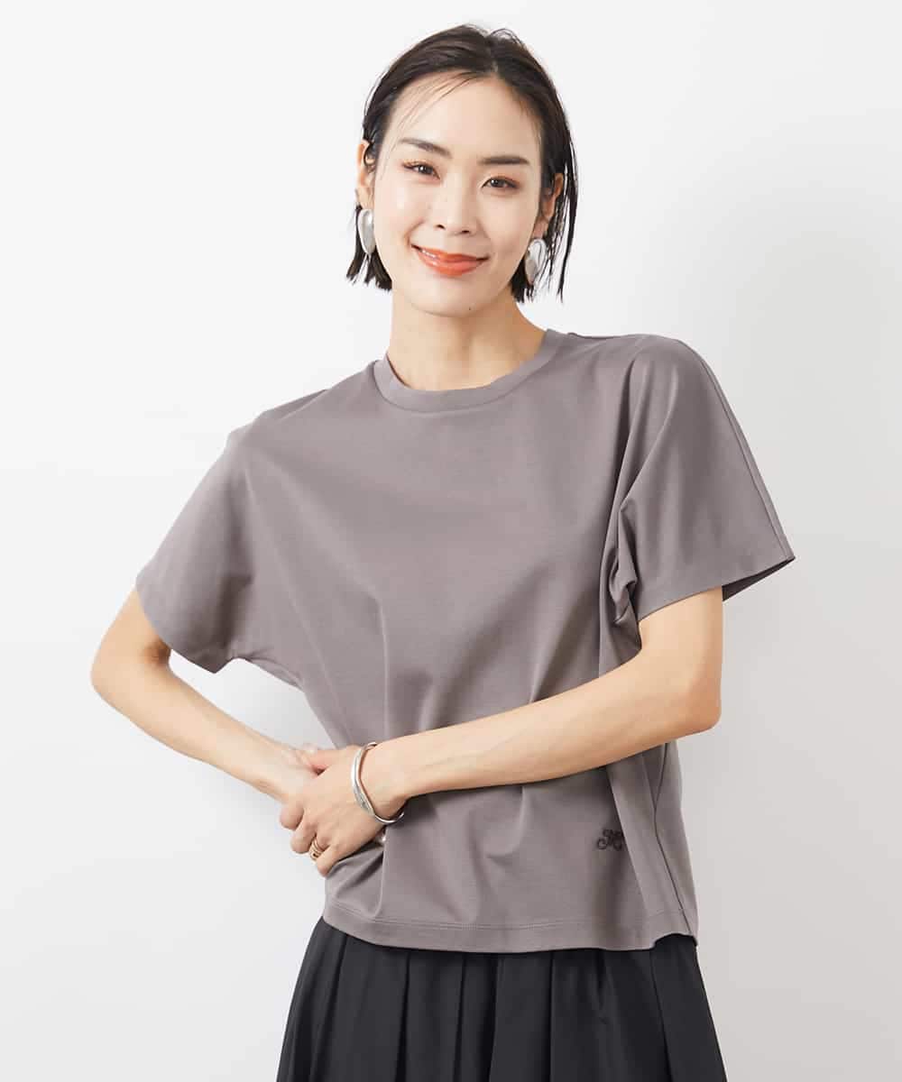 FMKGA05150 MICHEL KLEIN(ミッシェルクラン) ワンポイント刺繍Tシャツ(WEB限定カラーあり) ブラック