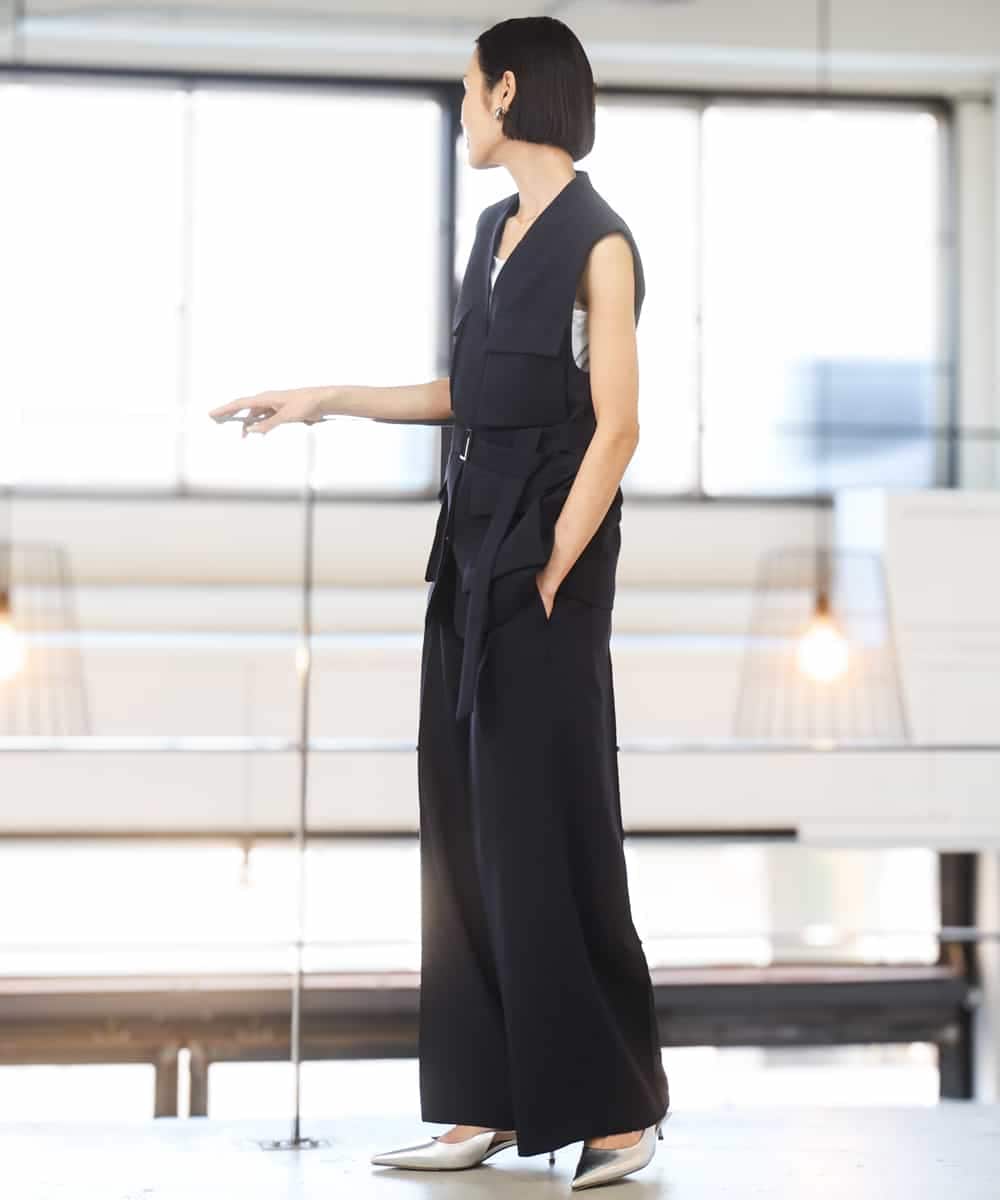 FMKGD02110 MICHEL KLEIN(ミッシェルクラン) [遮熱効果素材]スクエアネックタンクトップ ホワイト