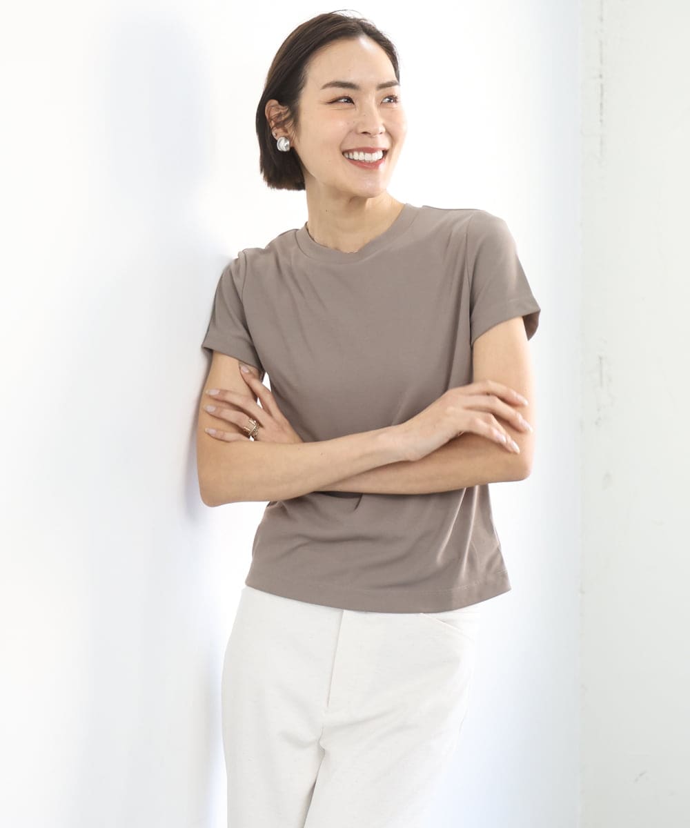 FMKGD07120 MICHEL KLEIN(ミッシェルクラン) [遮熱効果素材]クリーンシルエットTシャツ ブラック