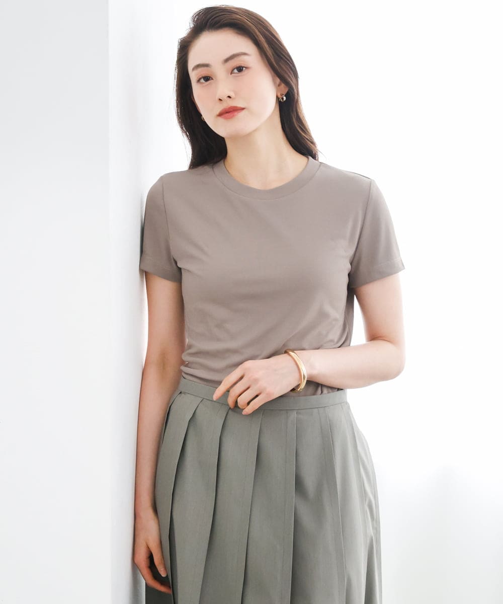 FMKGD07120 MICHEL KLEIN(ミッシェルクラン) [遮熱効果素材]クリーンシルエットTシャツ ブラック