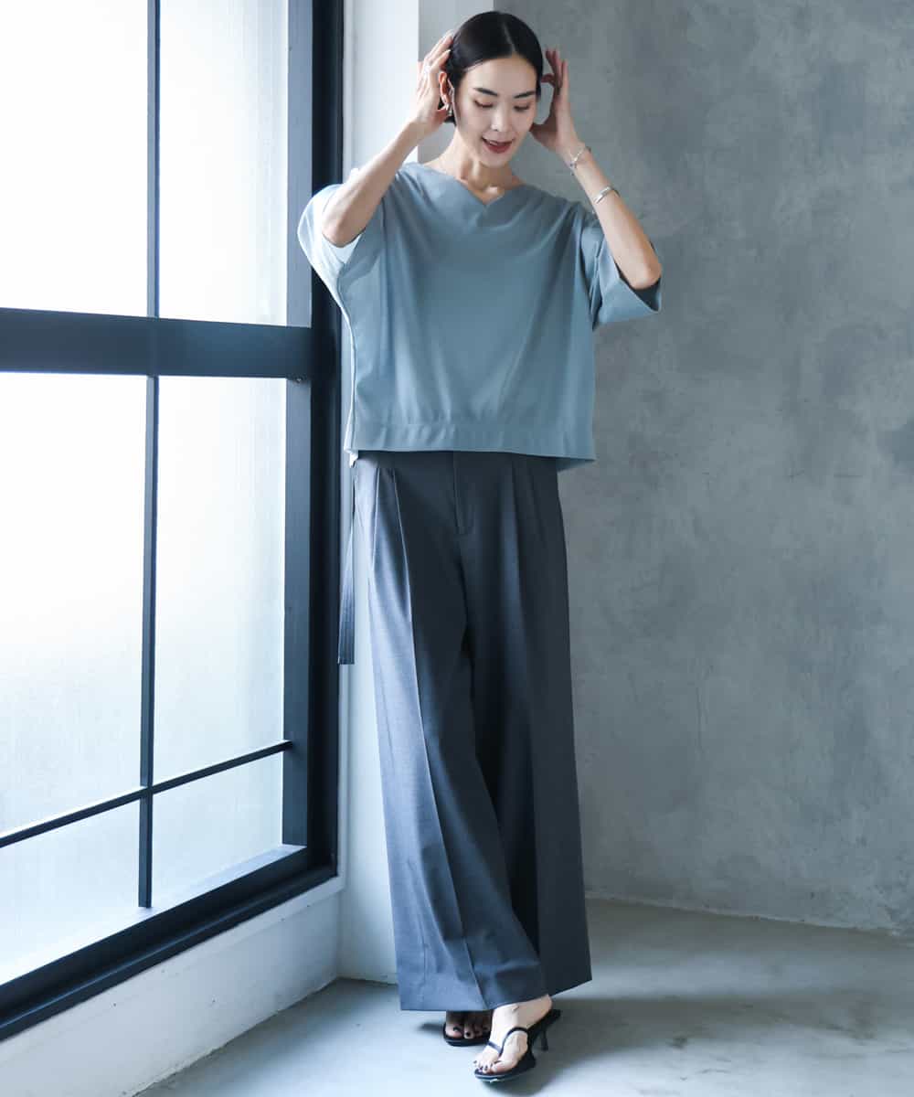 FMKJD31170 MICHEL KLEIN(ミッシェルクラン) ドルマンVネックトップス ベージュ