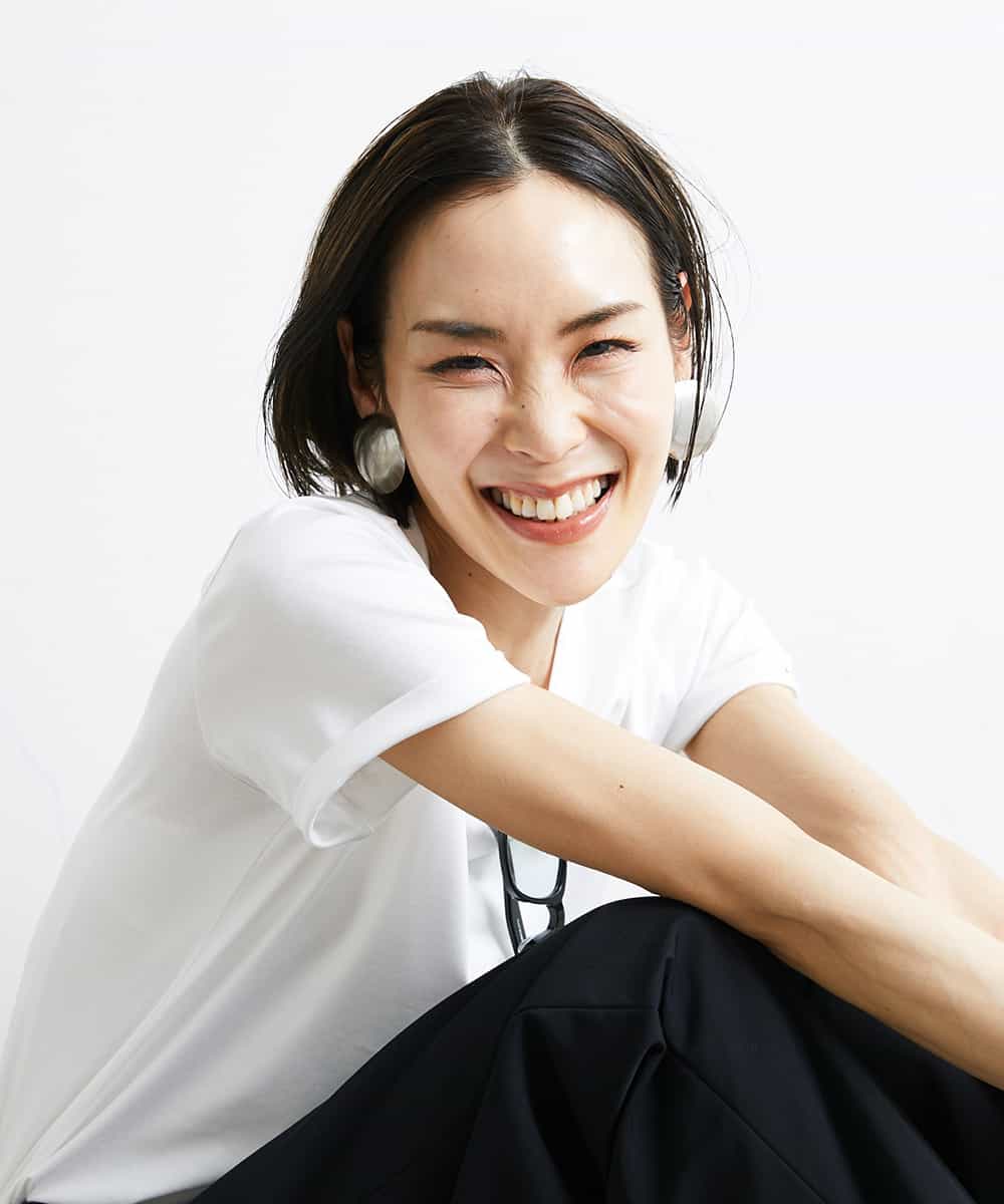 FMKJS40120 MICHEL KLEIN(ミッシェルクラン) [YURI KOBAYASHIコラボ]コットンスムースロゴTシャツ ホワイト(90)