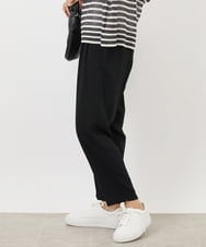 FMLAA04200 MICHEL KLEIN(ミッシェルクラン) ドライサテンテーパードパンツ ブラック(94)