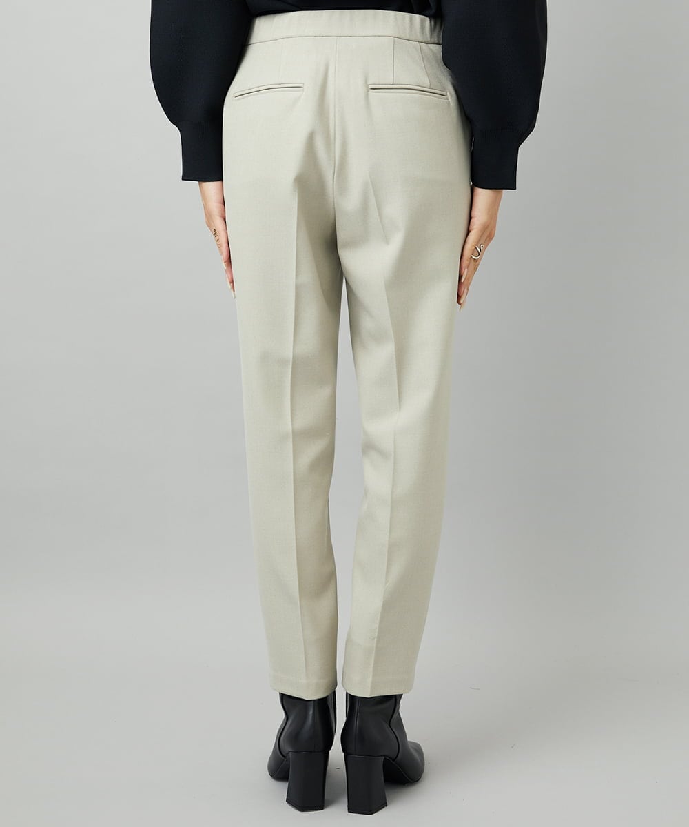 FMLAD31200 MICHEL KLEIN(ミッシェルクラン) ［定番素材］裏起毛ストレッチテーパードパンツ(機能素材) ベージュ