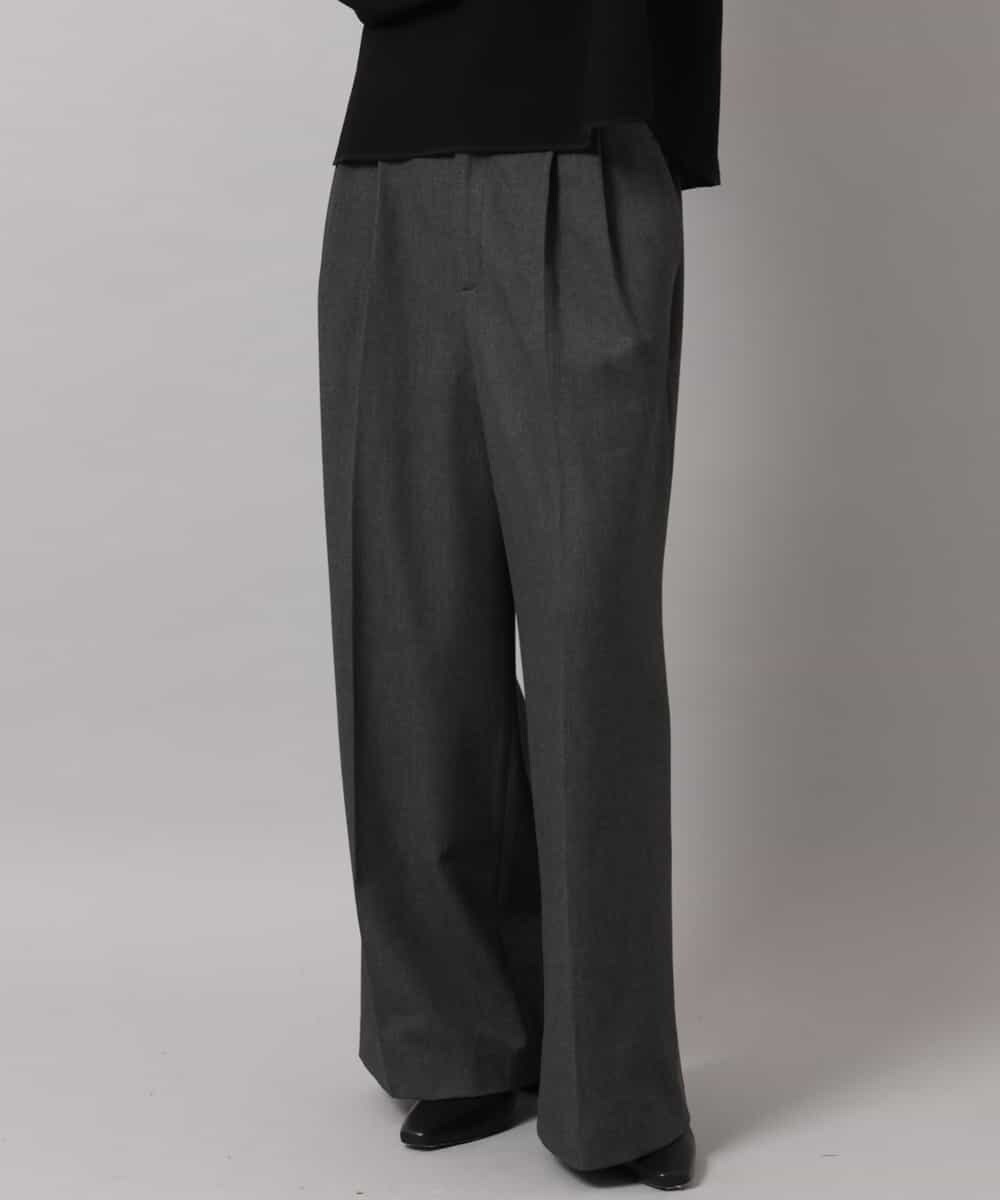 FMLAG40260 MICHEL KLEIN(ミッシェルクラン) センタープレスワイドパンツ グレー