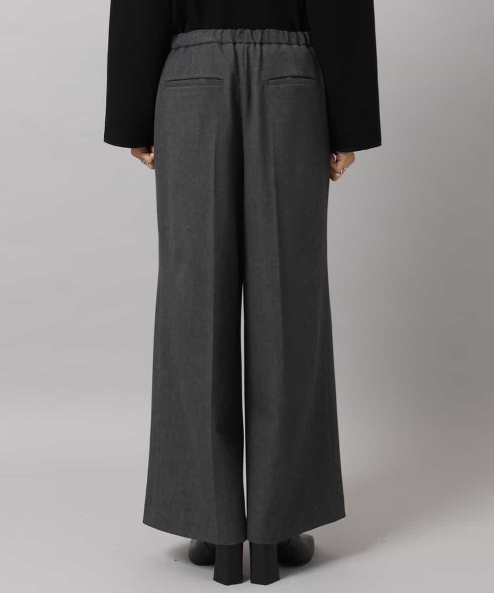 FMLAG40260 MICHEL KLEIN(ミッシェルクラン) センタープレスワイドパンツ グレー