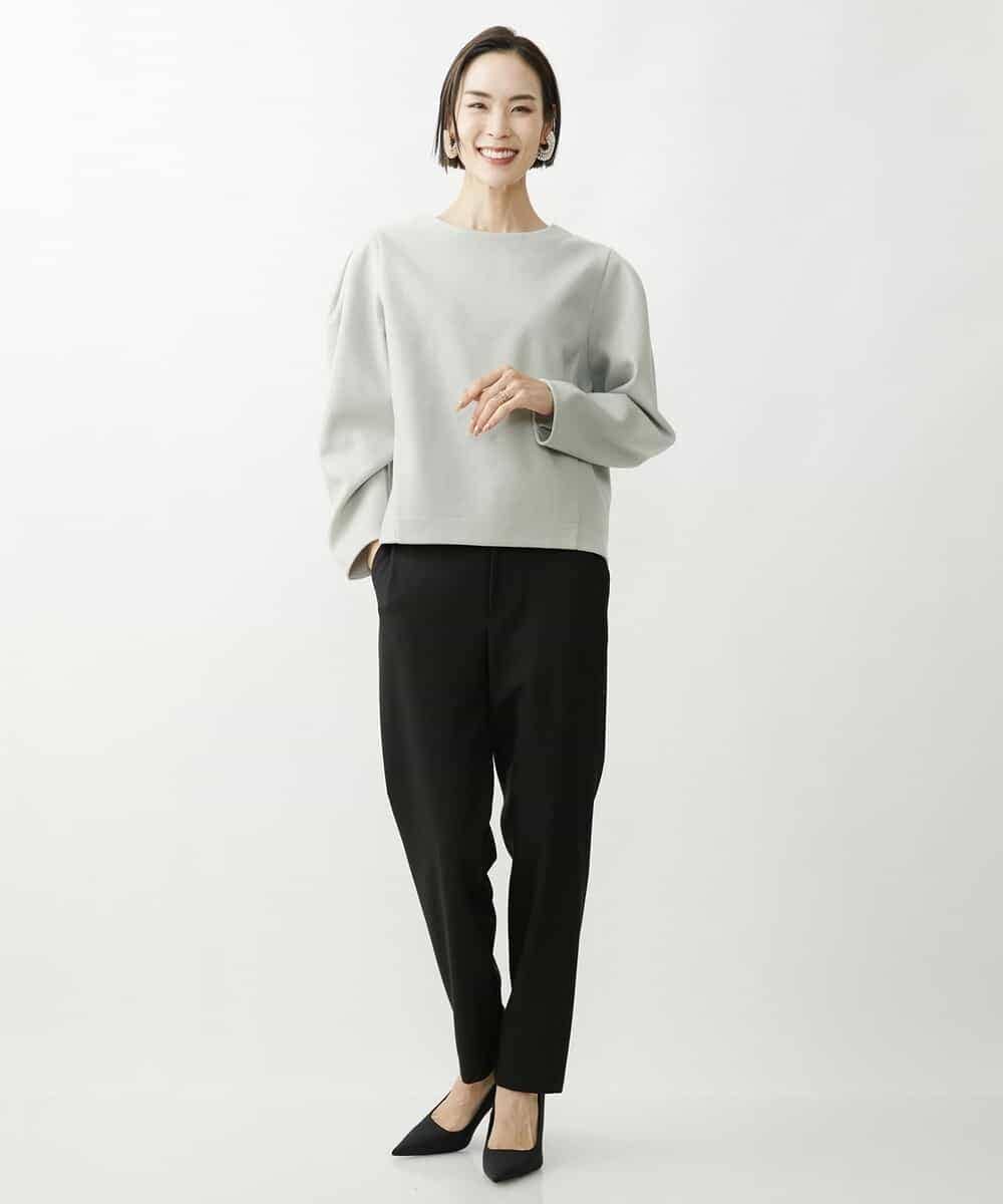 FMLAV50210 MICHEL KLEIN(ミッシェルクラン) ［セットアップ対応/機能性素材］ミルドストレッチバレルパンツ オフホワイト(81)