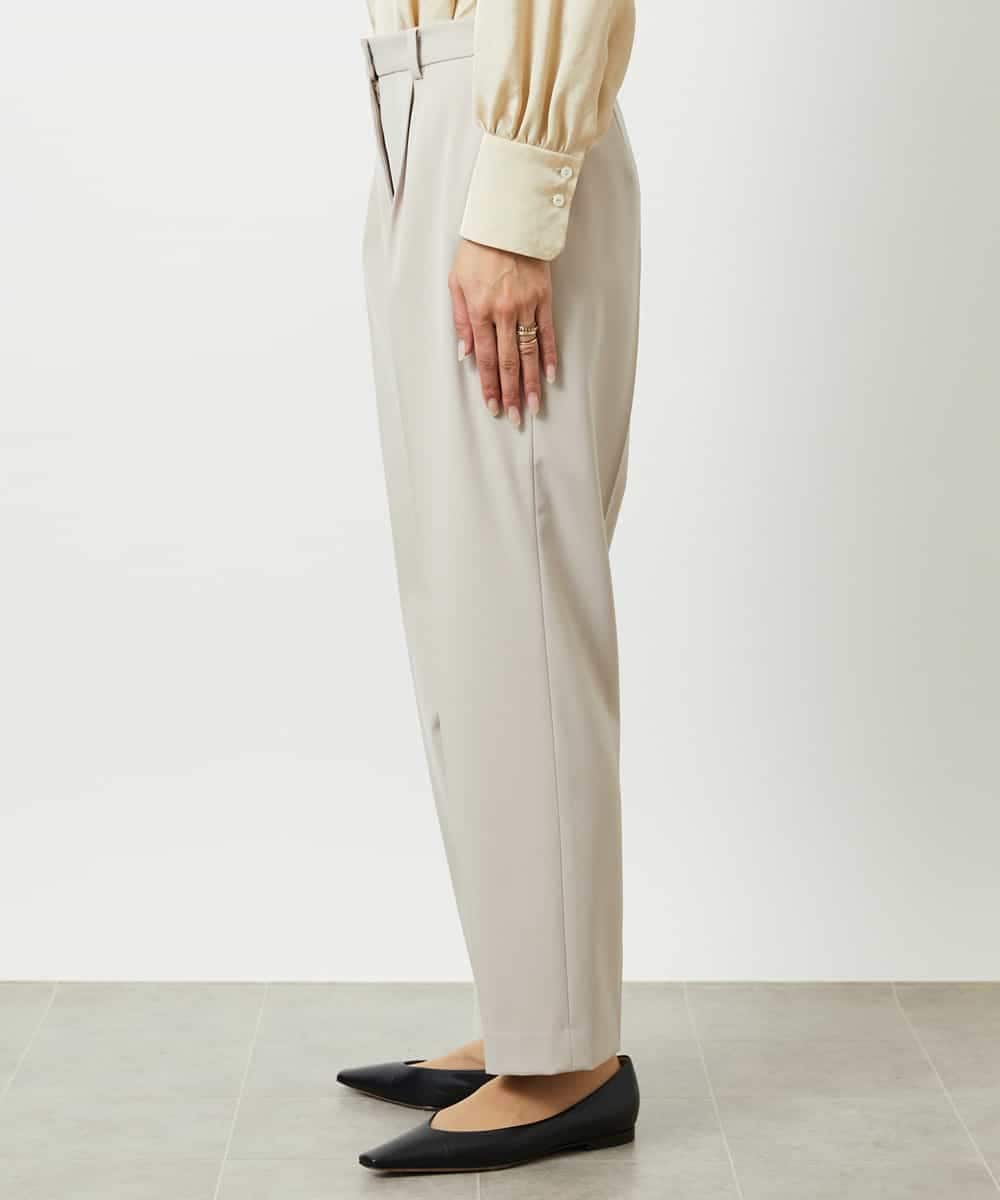 FMLDD05200 MICHEL KLEIN(ミッシェルクラン) テーパードパンツ ライトグレー