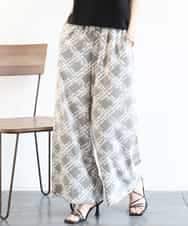 FMLGA14340 MICHEL KLEIN(ミッシェルクラン) [オリジナルプリント]ドローイングチェックワイドパンツ ライトグレー