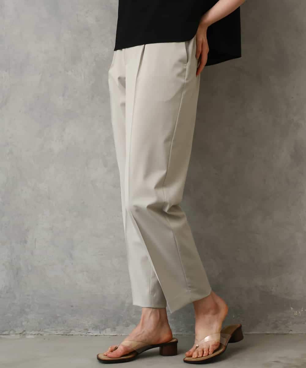 FMLGD06220 MICHEL KLEIN(ミッシェルクラン) [リラックスボトム]テーパードパンツ ベージュ