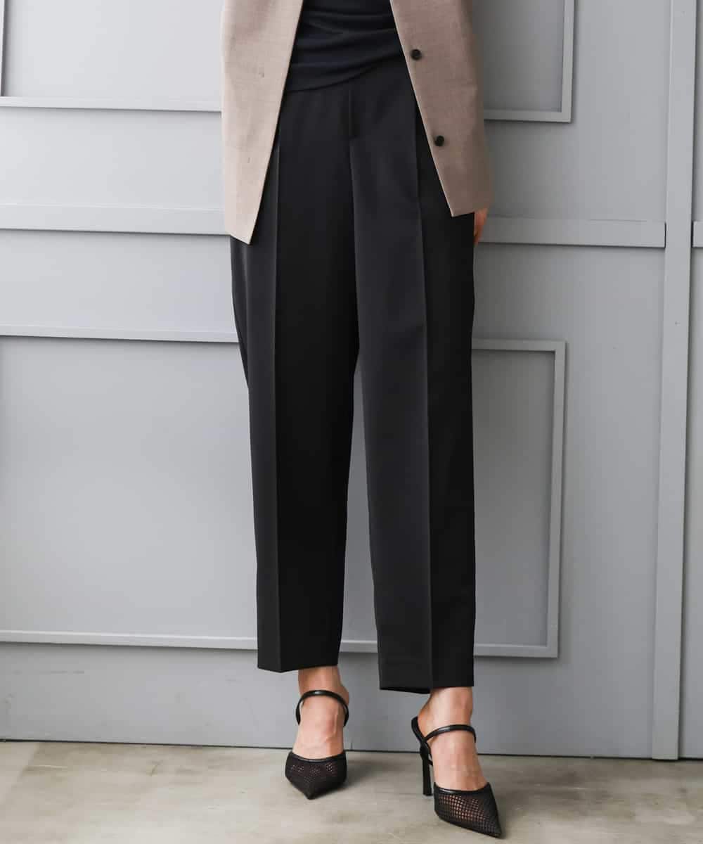 FMLGD06220 MICHEL KLEIN(ミッシェルクラン) [リラックスボトム]テーパードパンツ ベージュ