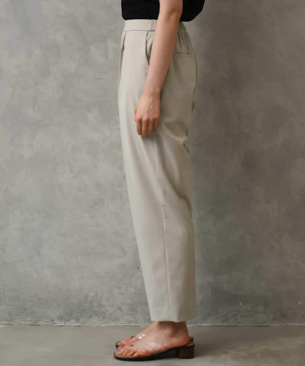 FMLGD06220 MICHEL KLEIN(ミッシェルクラン) [リラックスボトム]テーパードパンツ ベージュ