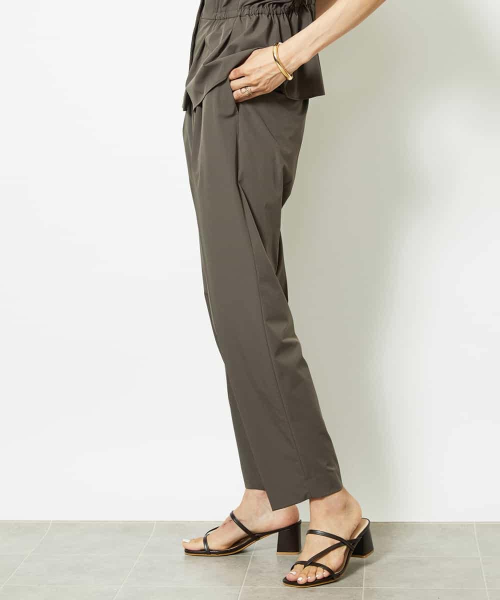 FMLJA05230 MICHEL KLEIN(ミッシェルクラン) ［セットアップ対応］コージーテーパードパンツ ブラウン