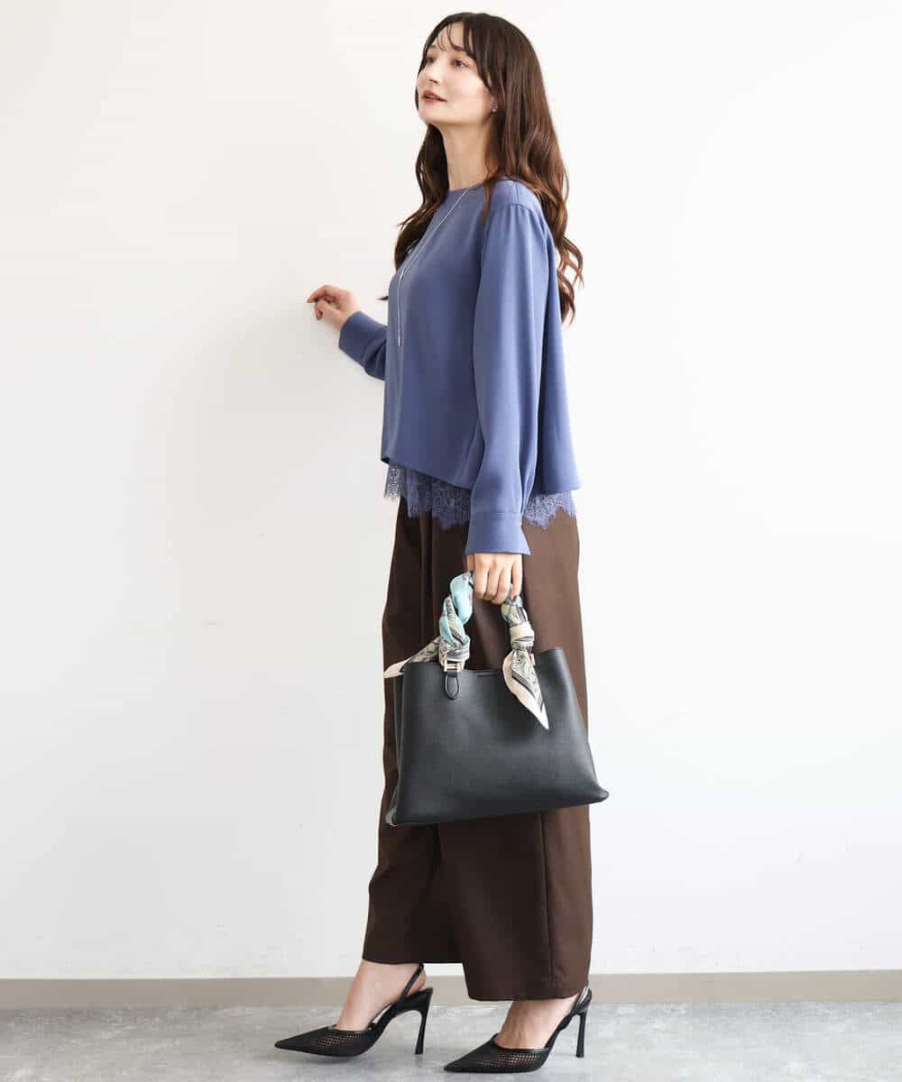 FOBAG54180 MK MICHEL KLEIN(MK ミッシェルクラン) [撥水/洗える]レースキャミ付きツイルブラウス ブルー