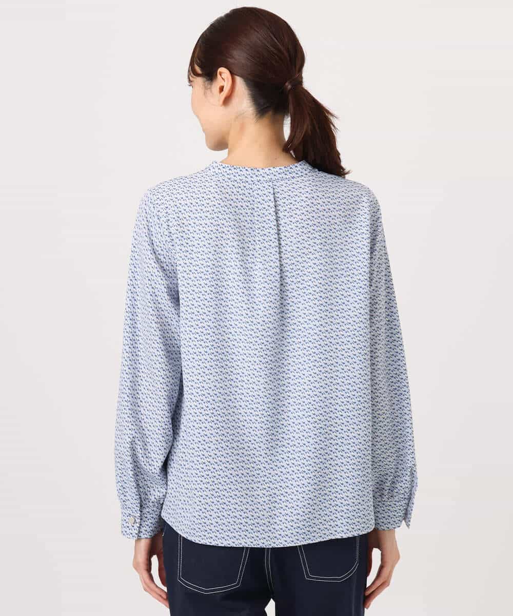 FOBGD21140 MK MICHEL KLEIN(MK ミッシェルクラン) 幾何柄バンドカラーブラウス/洗える ライトブルー