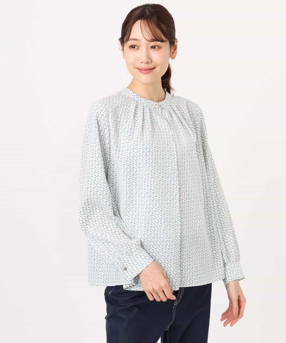 FOBGD21140 MK MICHEL KLEIN(MK ミッシェルクラン) 幾何柄バンドカラーブラウス/洗える ライトブルー